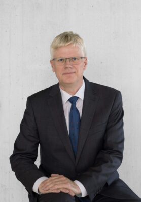 E. Blum & Co. AG - Meyer Michael