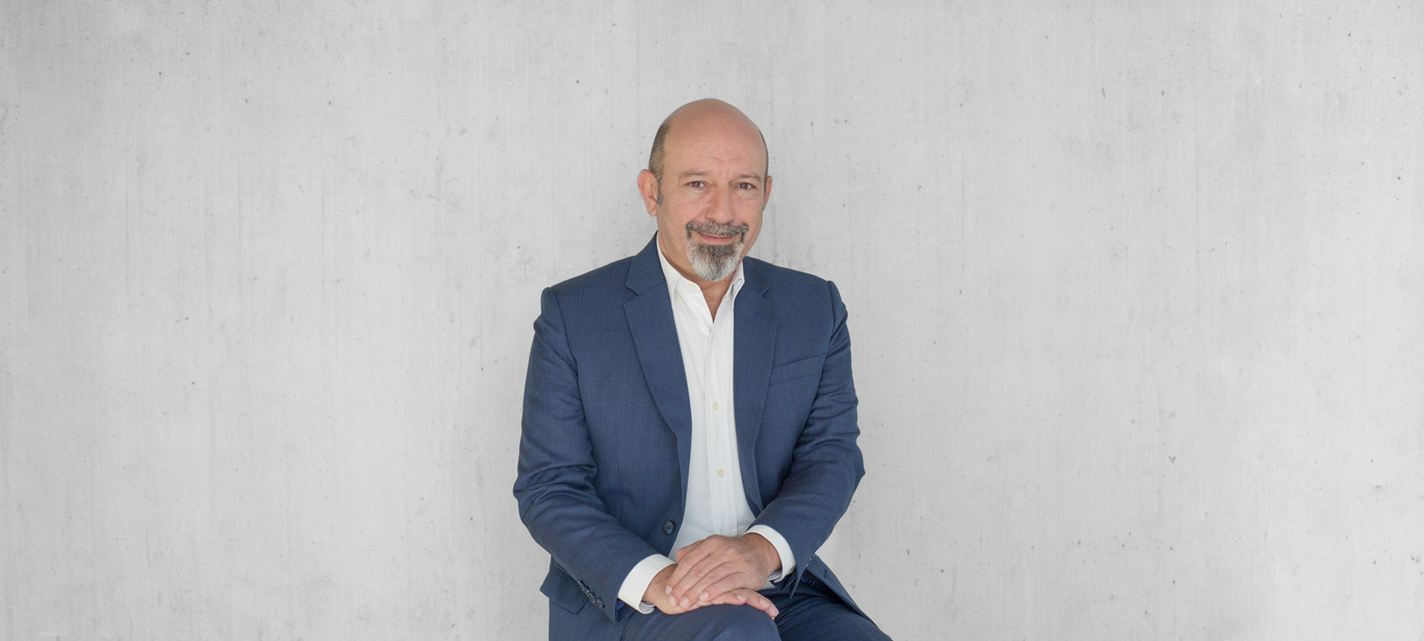 E. Blum & Co. AG - Naiu Radu